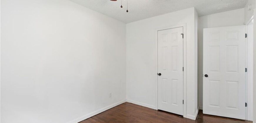5249 N Richmond Avenue, Kansas City, MO 64119