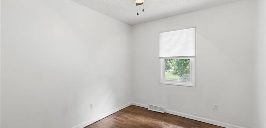 5249 N Richmond Avenue, Kansas City, MO 64119