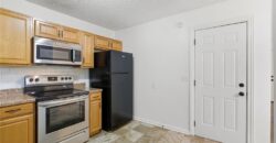 5249 N Richmond Avenue, Kansas City, MO 64119