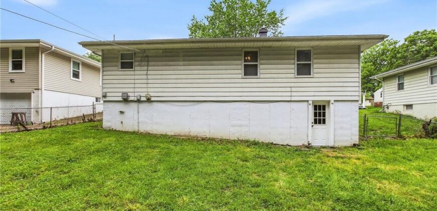 5249 N Richmond Avenue, Kansas City, MO 64119