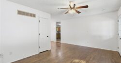 5249 N Richmond Avenue, Kansas City, MO 64119