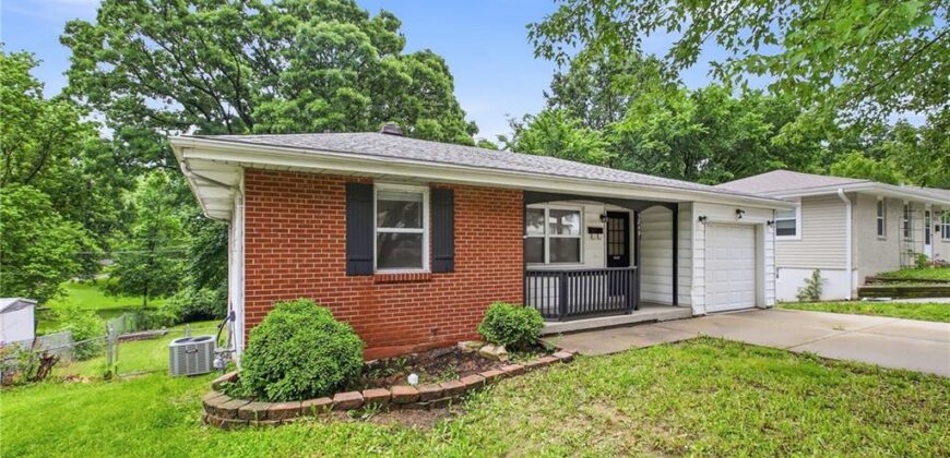 5249 N Richmond Avenue, Kansas City, MO 64119