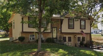 6807 Orchard Street, Liberty, MO 64068
