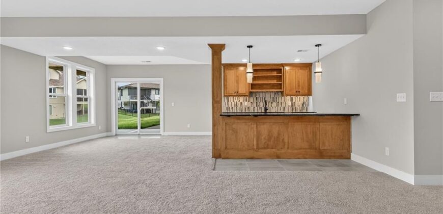 4867 NW Vicolo Dellamore Way, Riverside, MO 64150
