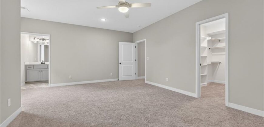 4867 NW Vicolo Dellamore Way, Riverside, MO 64150