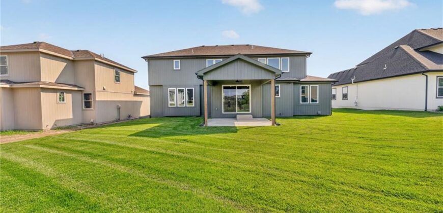 8007 NE 77th Street, Kansas City, MO 64158