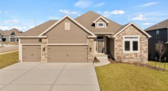 7000 NE 102nd Court, Kansas City, MO 64156