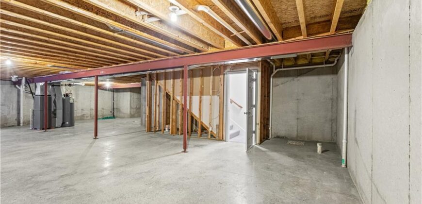 5021 NW Flintridge Road, Riverside, MO 64150