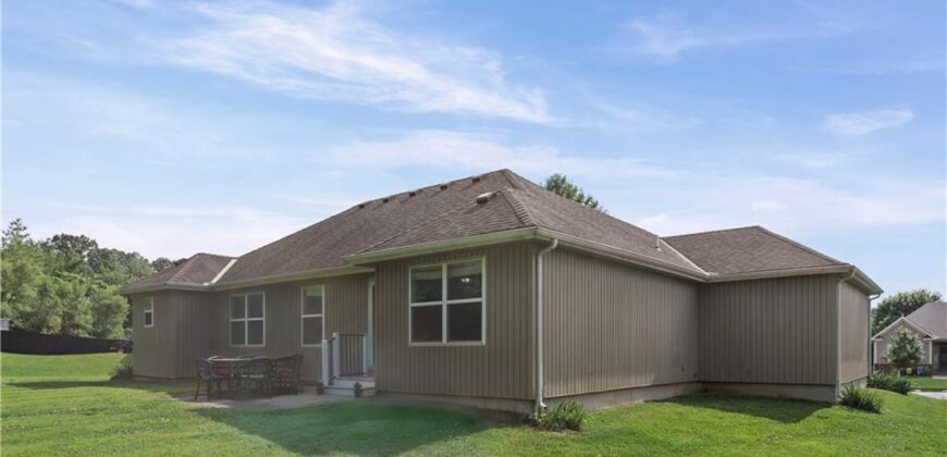 5021 NW Flintridge Road, Riverside, MO 64150
