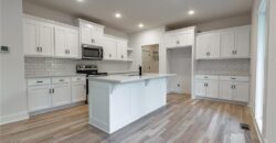7350 NW Clore Drive, Parkville, MO 64152