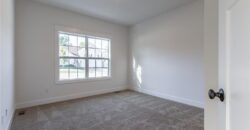 7350 NW Clore Drive, Parkville, MO 64152