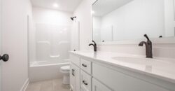 7350 NW Clore Drive, Parkville, MO 64152