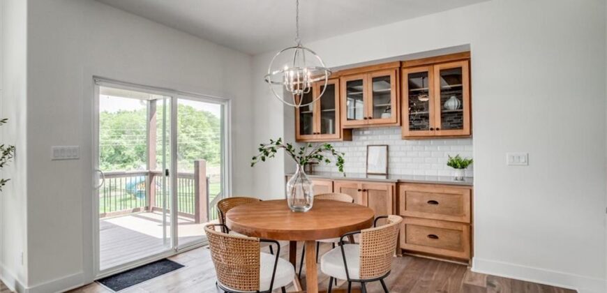 7504 NE 103rd Terrace, Kansas City, MO 64157