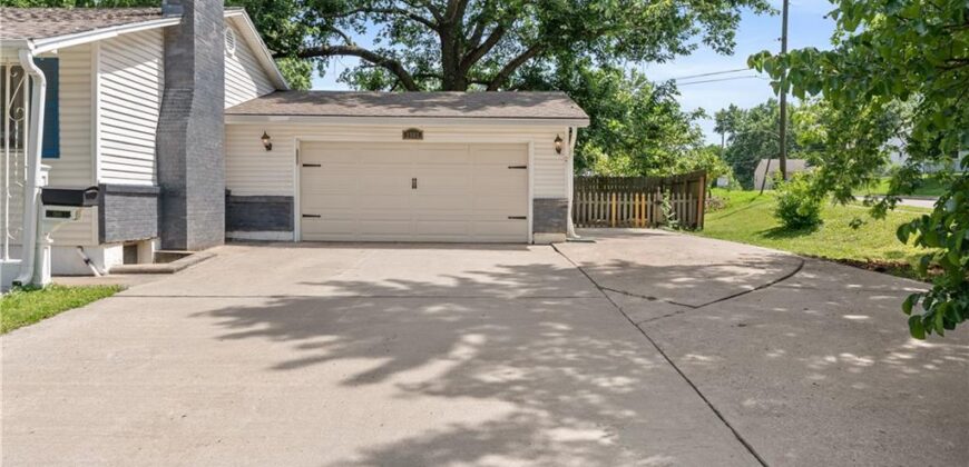 1501 NE 67th Place, Gladstone, MO 64118