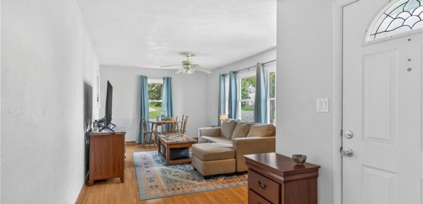 110 N ridge Avenue, Liberty, MO 64068