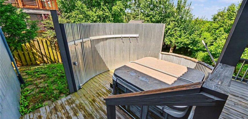 8254 NE 112th Street, Kansas City, MO 64157