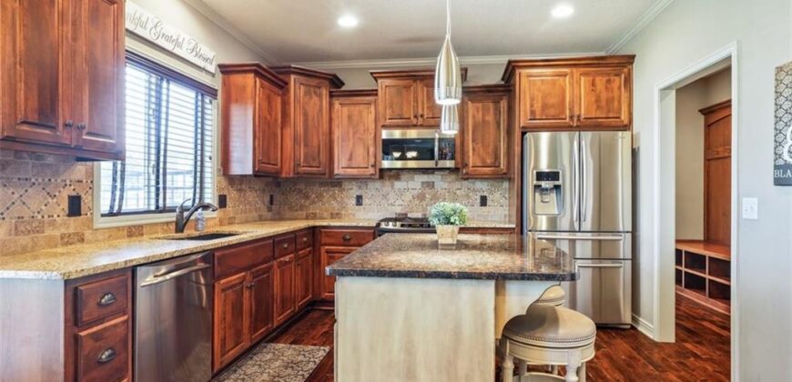 8100 NE 103rd Street, Kansas City, MO 64157