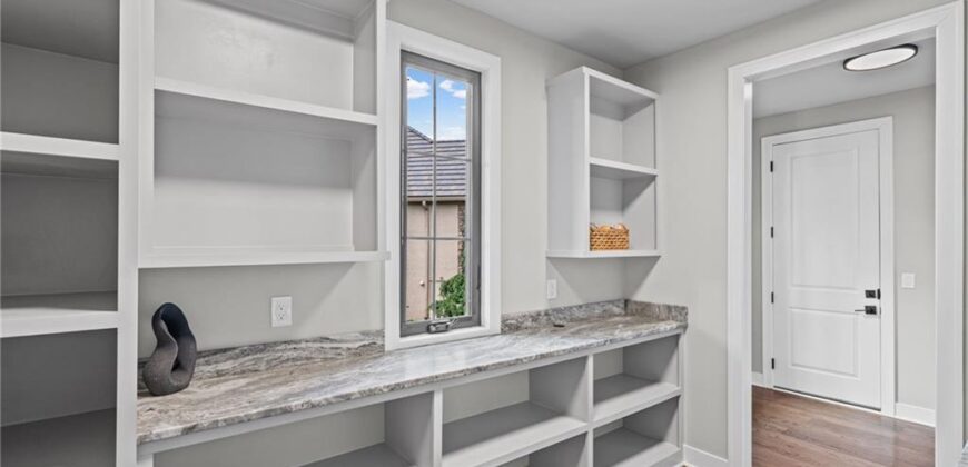 5701 NW 103rd Street, Kansas City, MO 64154