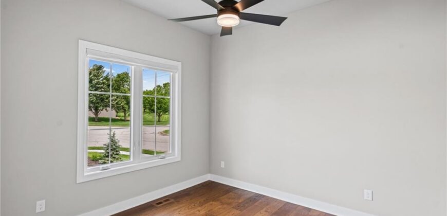 5701 NW 103rd Street, Kansas City, MO 64154