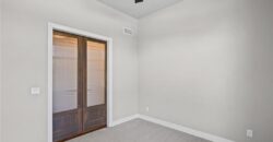 5701 NW 103rd Street, Kansas City, MO 64154