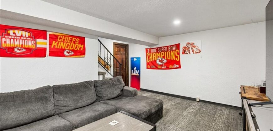 3533 N College Avenue, Kansas City, MO 64117
