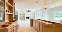 8218 NW 90TH Terrace, Kansas City, MO 64153