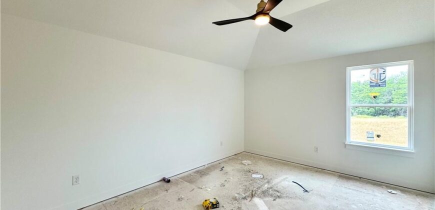 8218 NW 90TH Terrace, Kansas City, MO 64153