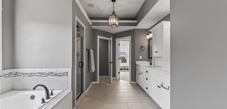 17775 NW 128th Street, Platte City, MO 64079