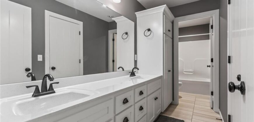 17775 NW 128th Street, Platte City, MO 64079