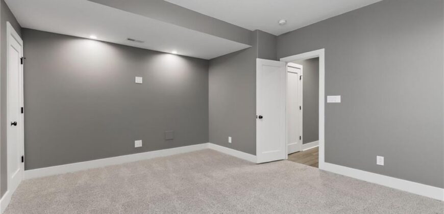 17775 NW 128th Street, Platte City, MO 64079