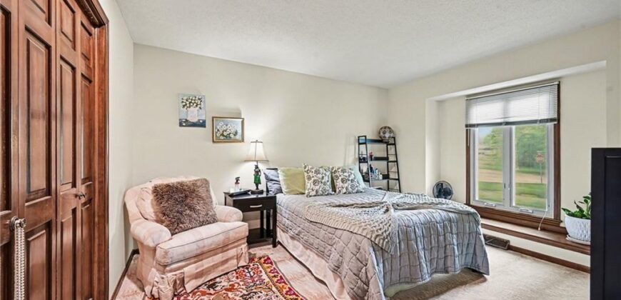 2000 June Street, Excelsior Springs, MO 64024