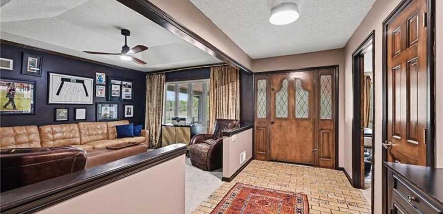 2000 June Street, Excelsior Springs, MO 64024