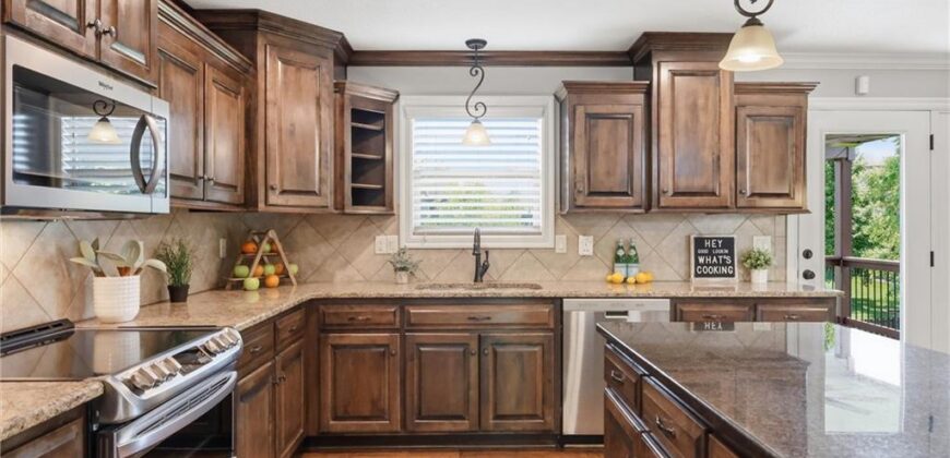 8505 NE 102nd Terrace, Kansas City, MO 64157