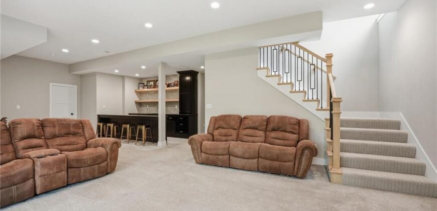 812 Foxglove Lane, Kearney, MO 64060