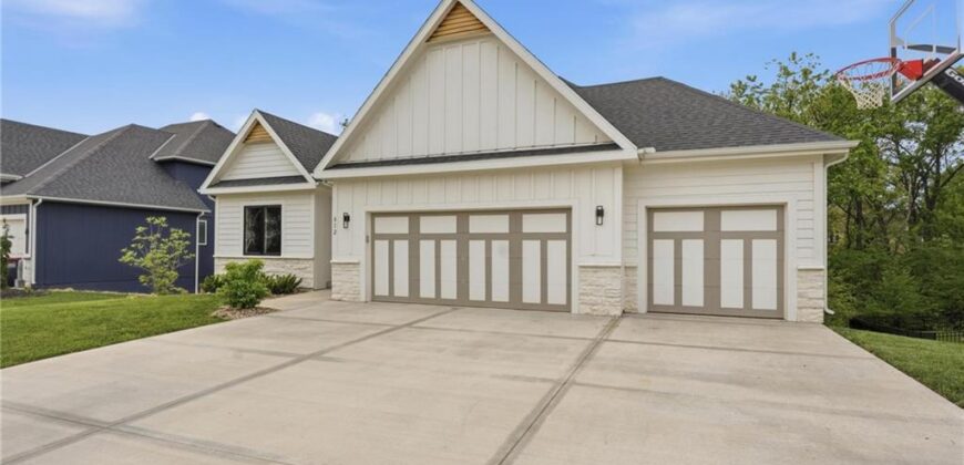 812 Foxglove Lane, Kearney, MO 64060