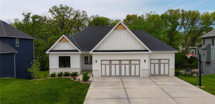 812 Foxglove Lane, Kearney, MO 64060