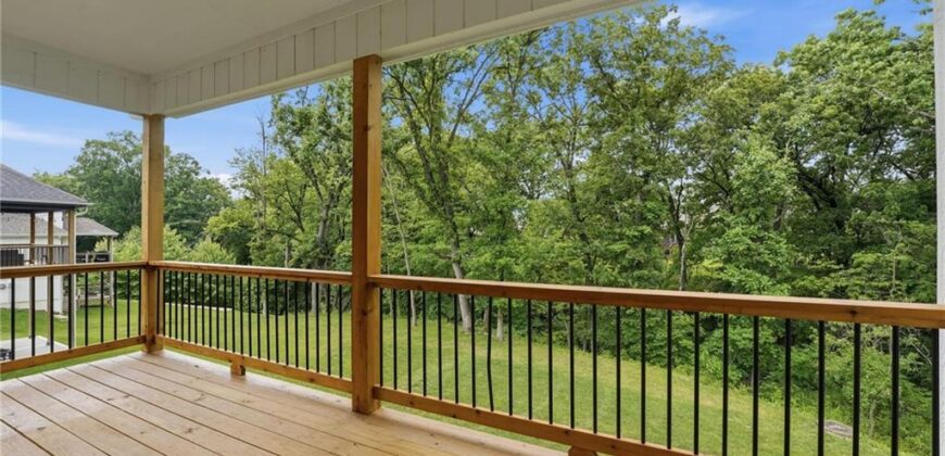 812 Foxglove Lane, Kearney, MO 64060