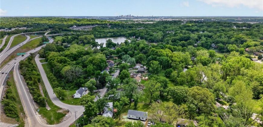 3409 NW 56th Street, Kansas City, MO 64151
