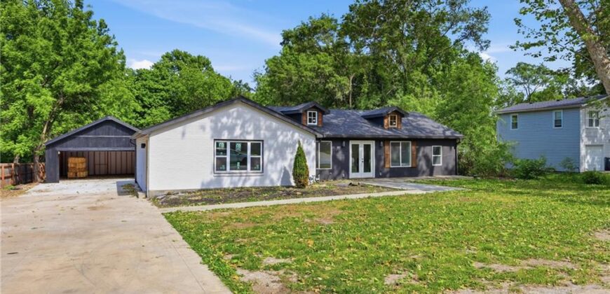 11011 N Holmes Street, Kansas City, MO 64155