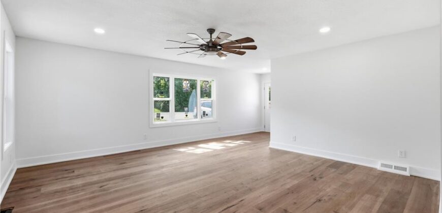 11011 N Holmes Street, Kansas City, MO 64155