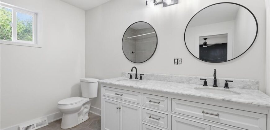 11011 N Holmes Street, Kansas City, MO 64155