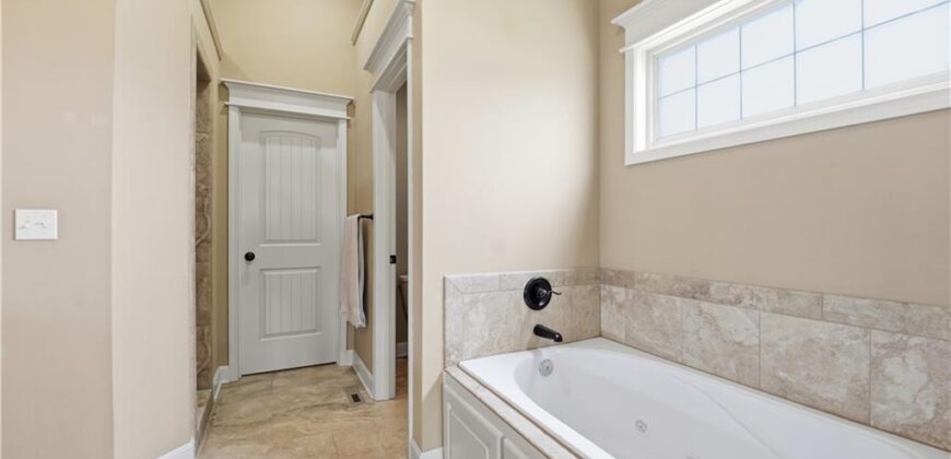 9108 N Seymour Avenue, Kansas City, MO 64153