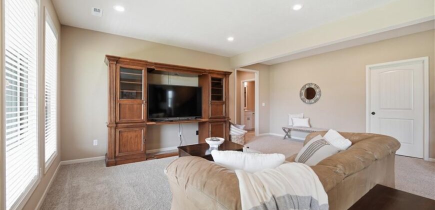 9108 N Seymour Avenue, Kansas City, MO 64153
