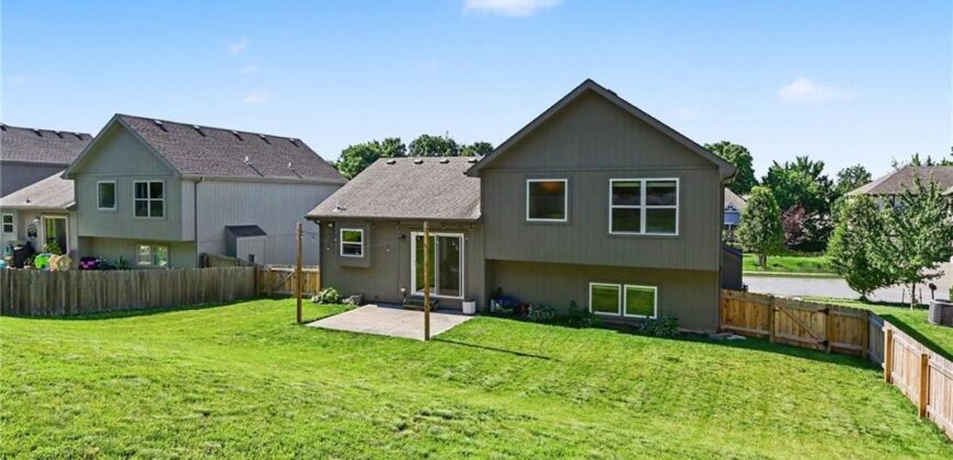 4310 NE 85th Terrace, Kansas City, MO 64156