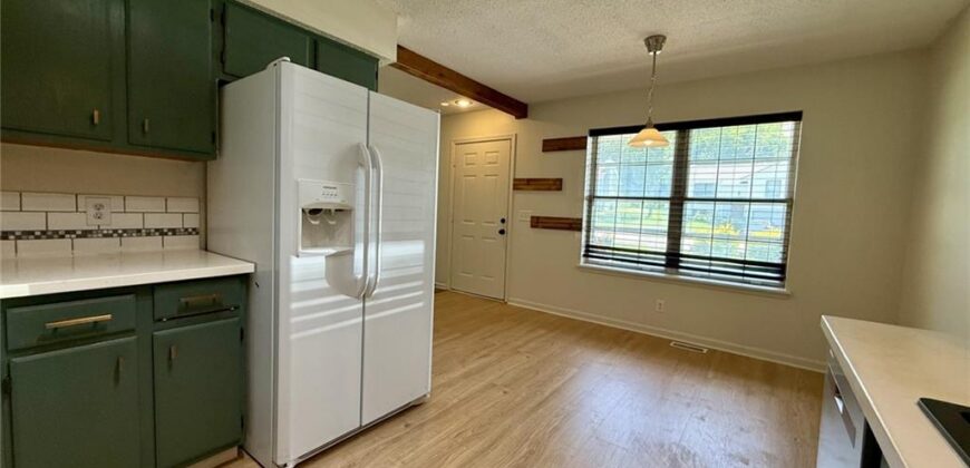 1806 Gates Drive, Platte City, MO 64079
