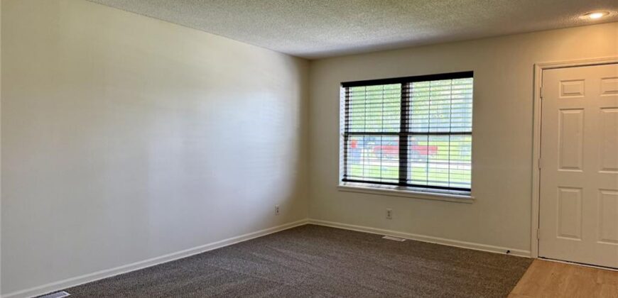 1806 Gates Drive, Platte City, MO 64079