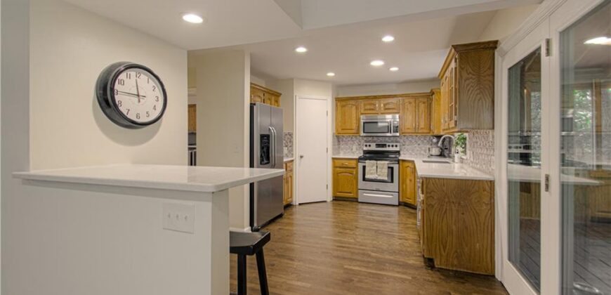 1500 Amesbury Avenue, Liberty, MO 64068
