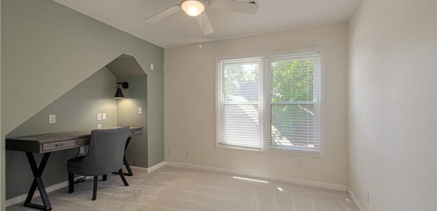 1500 Amesbury Avenue, Liberty, MO 64068