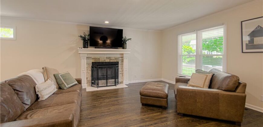 1500 Amesbury Avenue, Liberty, MO 64068