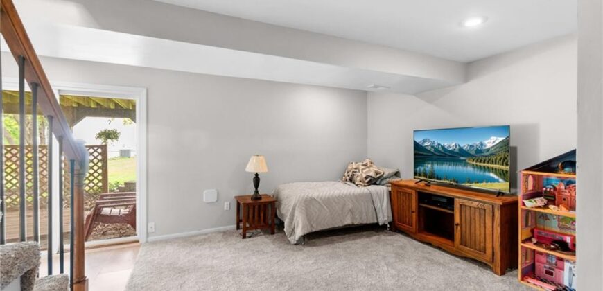 8903 NE 109TH Street, Kansas City, MO 64157